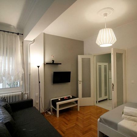 Luxury Flat In Kolonaki, 3' Metro Daire Atina Dış mekan fotoğraf