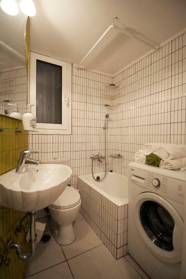 Luxury Flat In Kolonaki, 3' Metro Daire Atina Dış mekan fotoğraf